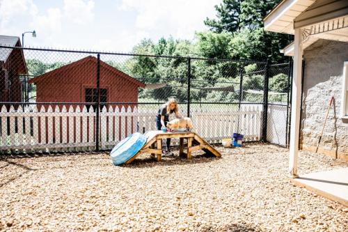 Play yard 1